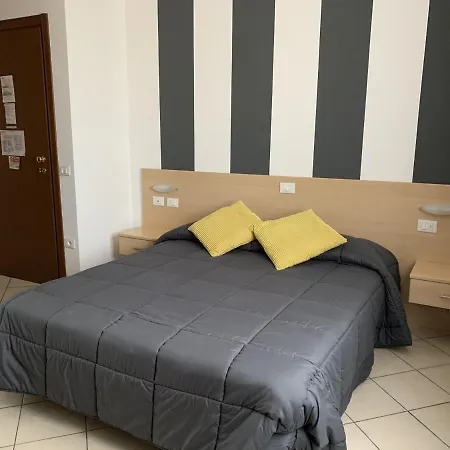 Bussana Hotel 3*