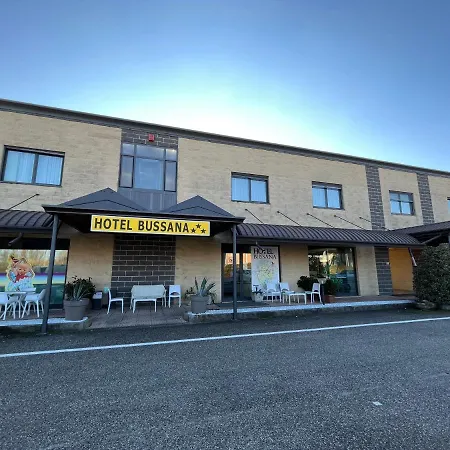 Hotel Bussana 3*