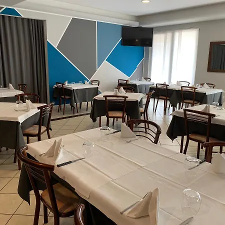 Bussana Hotel